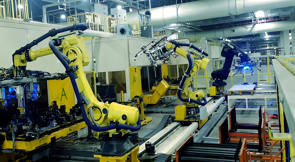 镭普森能为汽车行业解决哪些问题呢？大部件的自动抓取传送，自动装配，车架焊接，焊缝填充，零件穿孔，打磨抛光，自动喷漆等工作流程。生产线搭载成熟的机器人、视觉检测、以及信息系统，可灵活调整参数，满足多规格生产，实现高效管理和自动化生产。