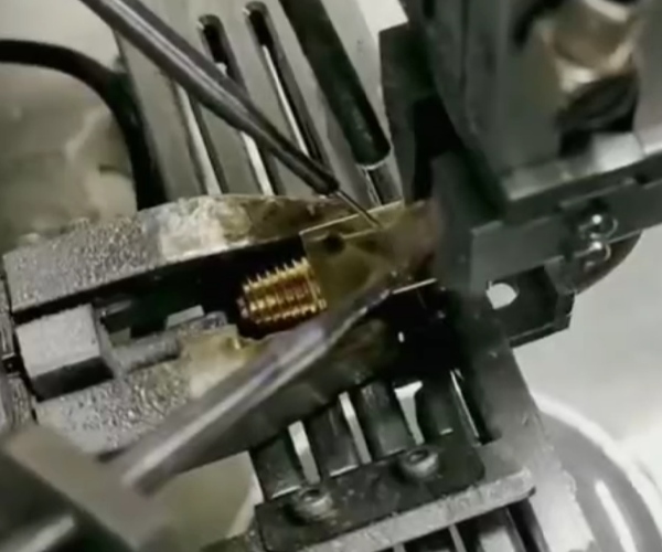 【全自动径向压力表焊接设备】视频展示