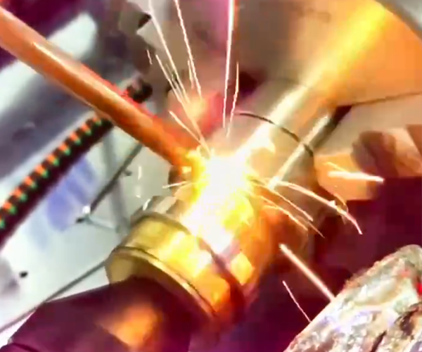 【CCD视觉拍照焊接系统/多轴激光焊接工作台】视频展示